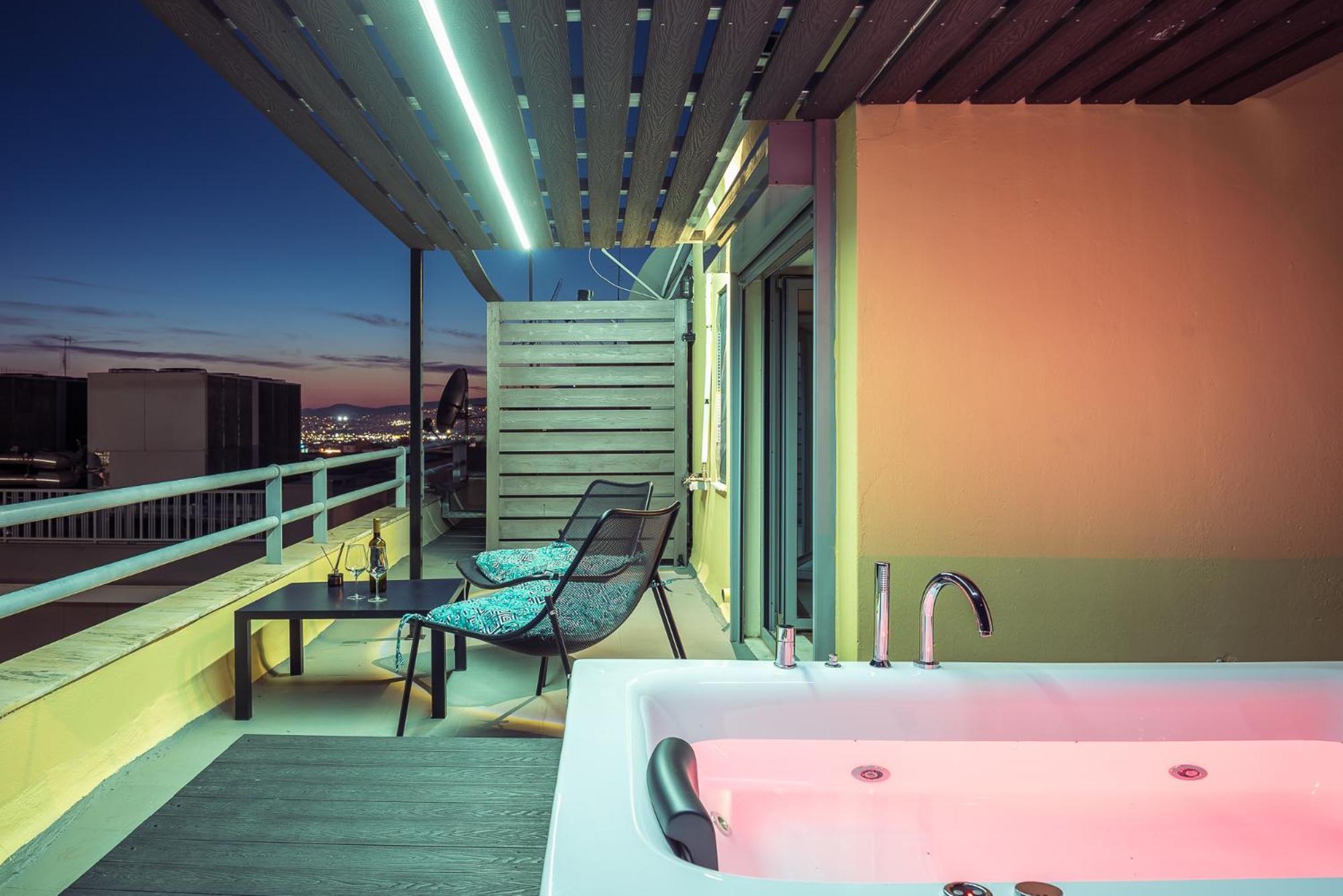 Acropolis View Mini Sky Suite & Hot Tub Афины Экстерьер фото