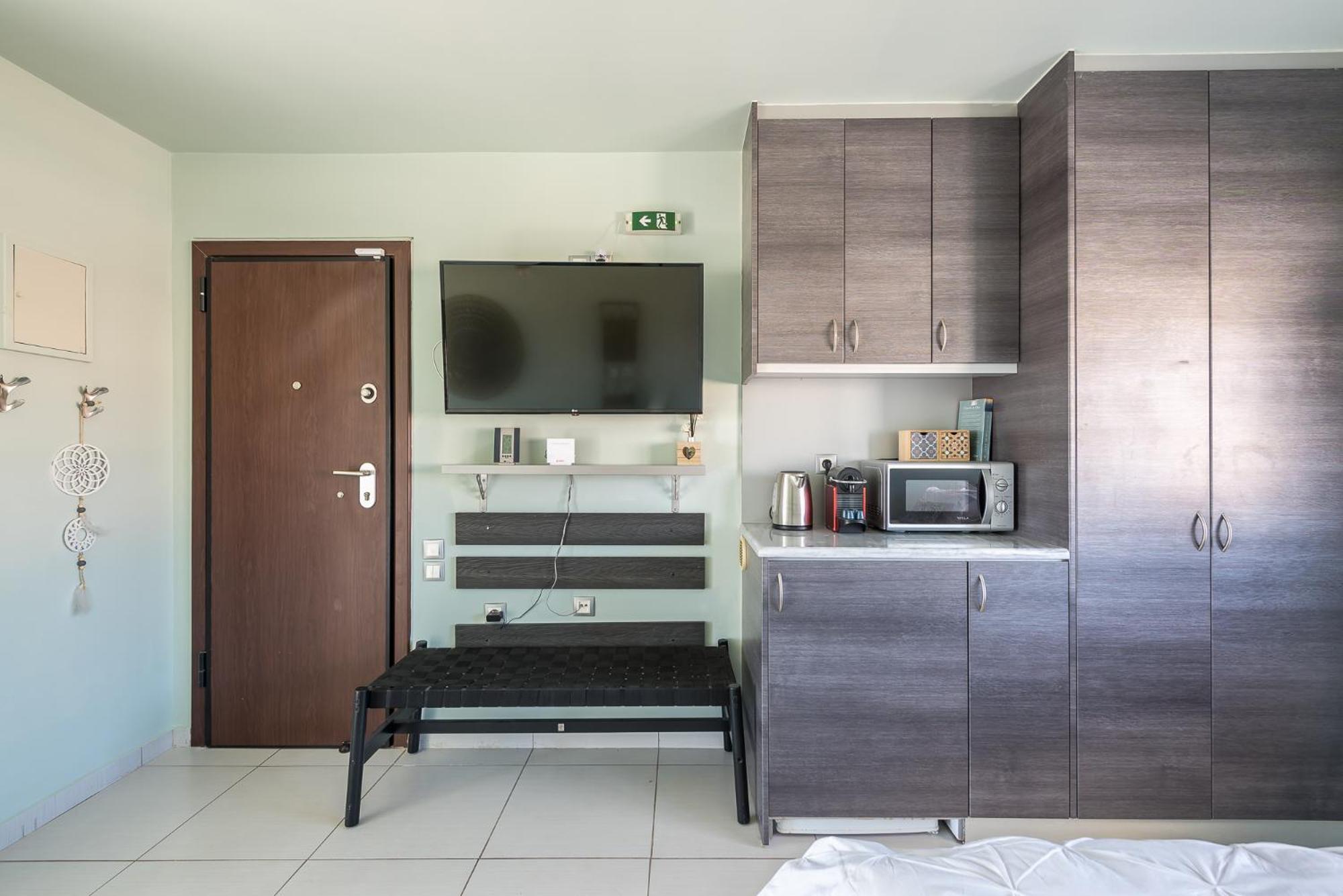 Acropolis View Mini Sky Suite & Hot Tub Афины Экстерьер фото